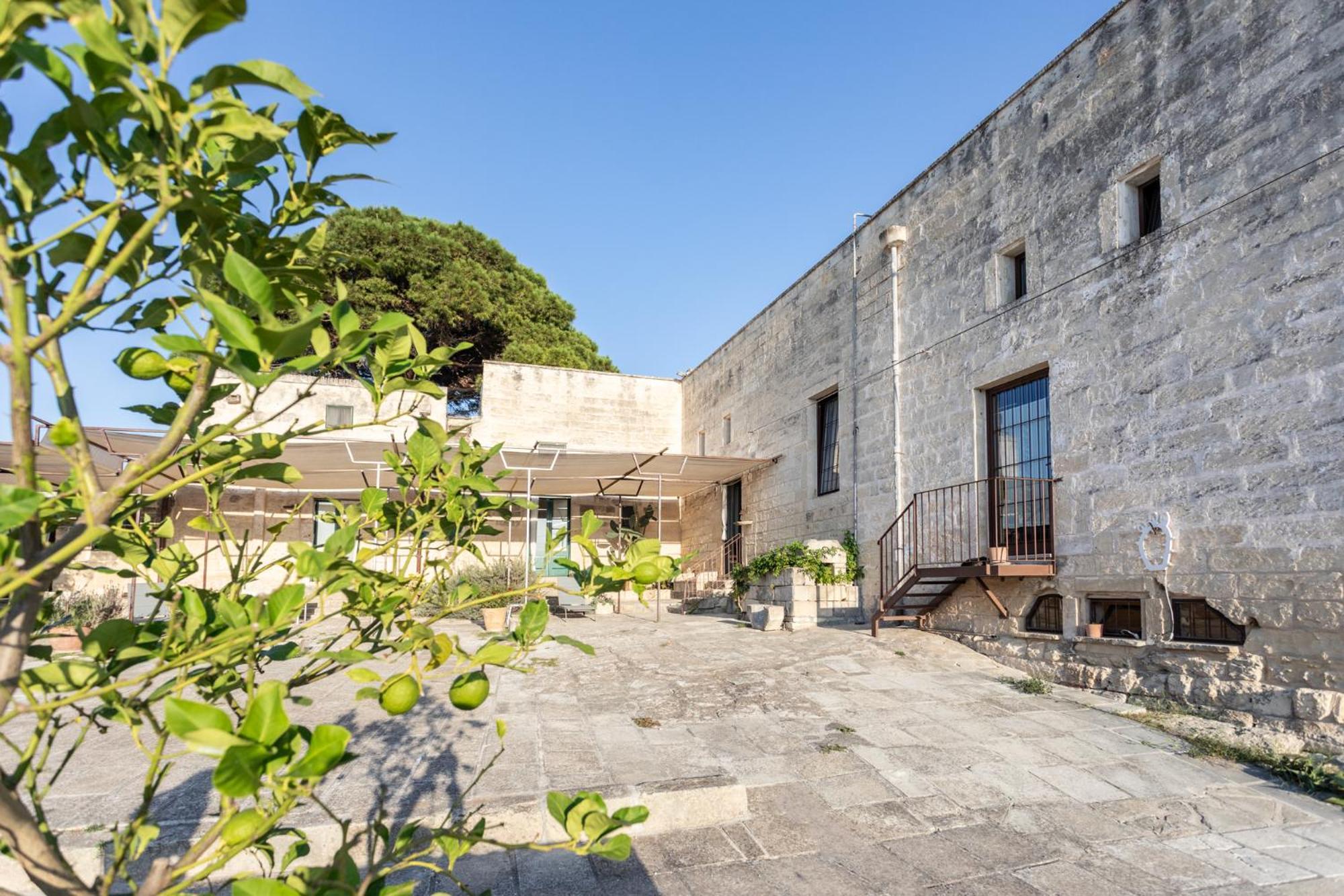 Masseria Torre Sant'Andrea Melendugno Exterior photo